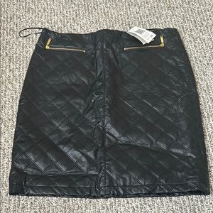 Carmen Black Mini Pencil Skirt for Night Out